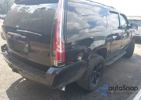 2013 Chevrolet Suburban 1500 Lt из США, поврежденный, VIN 1GNSKJE75DR104748